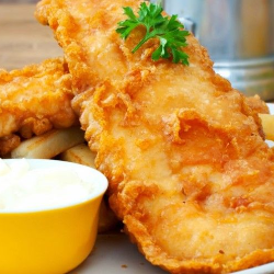 assada fritada, funil cremoso, salada fresca